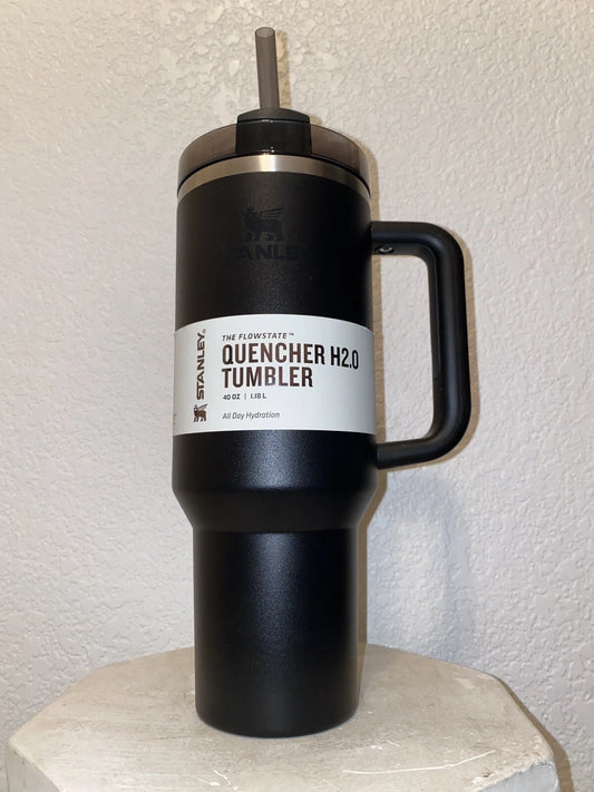 Stanley 40oz Quencher H2.0 Flowstate Tumbler- Black